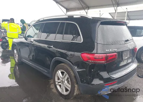 2020 Mercedes-Benz Glb 250 z USA, uszkodzony, nr VIN W1N4M4GB3LW050275